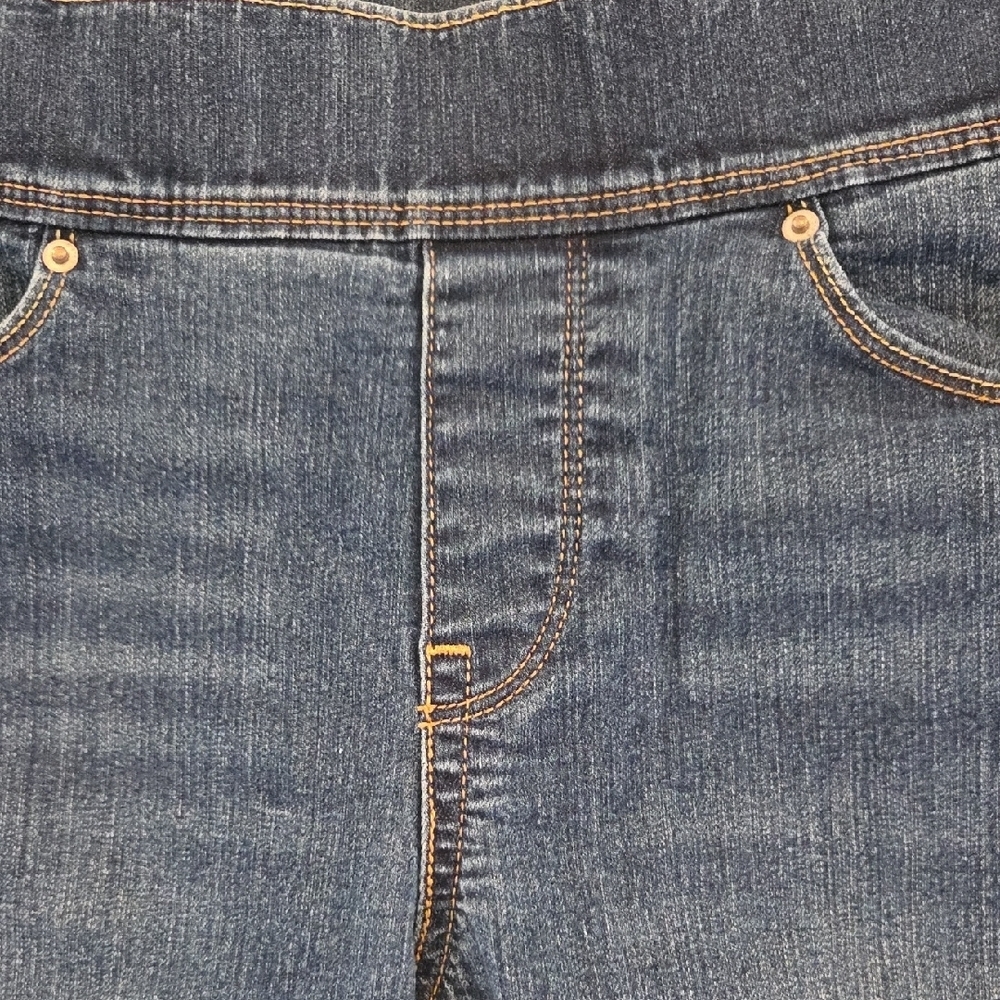 Levi's Pull-on Skinny Blue Jeans Woman's Size 6 - Picture 7 of 14